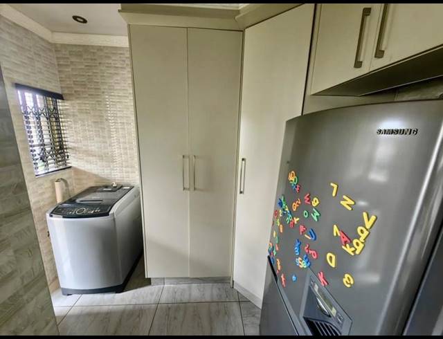 3 BEDROOM HOUSE FOR SALE IN VANDERBIJLPARK SE 6